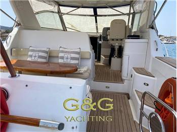 CHRIS CRAFT ROAMER 43
