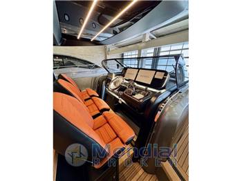 CRANCHI A46 LUXURY TENDER