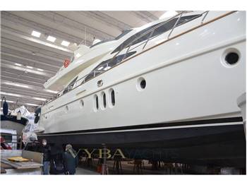 Azimut 80 Fly