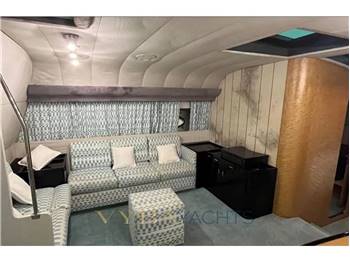 Riva 60 Black Corsair