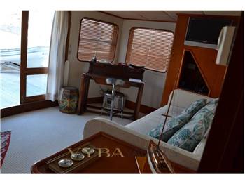 Camper & Nichlsons C&N 40