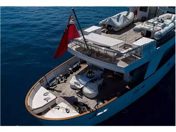 Camper & Nichlsons C&N 40