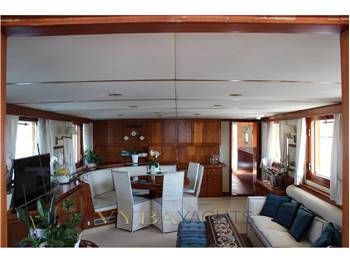 De Beer Round Stern 32