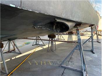 Azimut 74 FT
