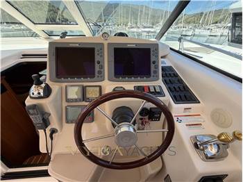Tiara 4300 Sovran