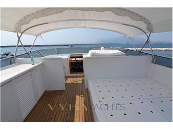 Cantieri di Pisa Akhir 110