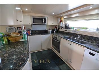 Cantieri di Pisa Akhir 110