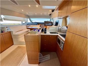 Ferretti Yachts FERRETTI 530