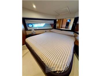 Ferretti Yachts FERRETTI 530