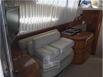 Azimut AZ 39