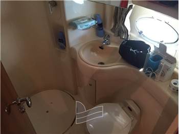 Azimut AZ 39