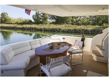 Ferretti Yachts FERRETTI 72