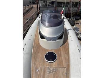 SACS STRIDER 11