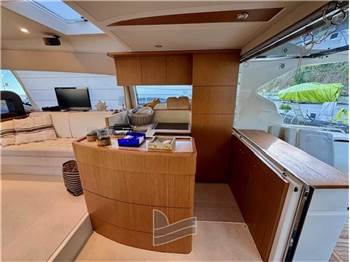 Ferretti Yachts FERRETTI 530