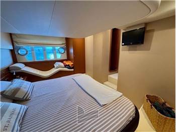 Ferretti Yachts FERRETTI 530