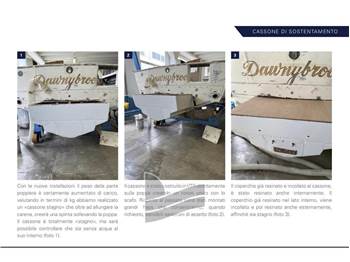 Bertram Yacht 28' SF