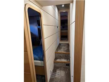 Ferretti Yachts FERRETTI 761