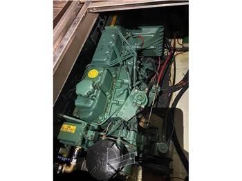 Windy Boats 8600 Mid Cab