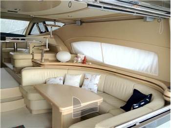 Ferretti Yachts FERRETTI 550