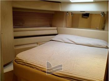 Ferretti Yachts FERRETTI 550