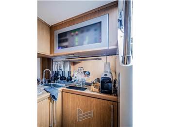 Sessa Marine OYSTER 42