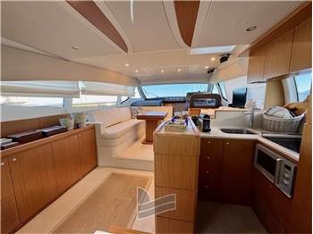 Ferretti Yachts FERRETTI 530
