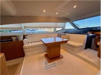 Ferretti Yachts FERRETTI 530