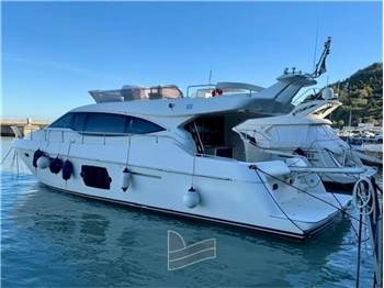 Ferretti Yachts FERRETTI 530