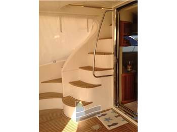 Azimut 46E