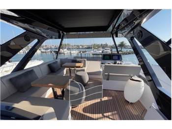Ferretti Yachts FERRETTI 720