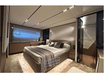 Ferretti Yachts FERRETTI 720