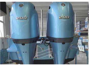 Boston Whaler OUTRAGE 25
