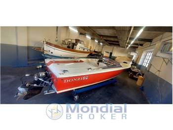 Donzi Classic 22