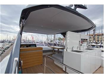 Greenline Yachts OceanClass 68