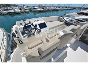 Fairline SQUADRON 48
