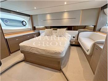 Princess Yachts V55
