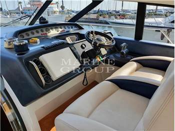Princess Yachts V58