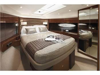 Princess Yachts 64