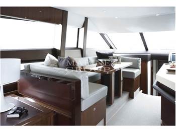 Princess Yachts 64