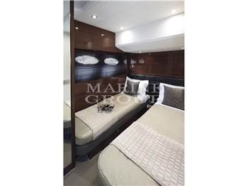 Princess Yachts 64