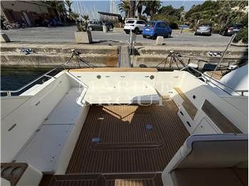 Fairline TARGA 42