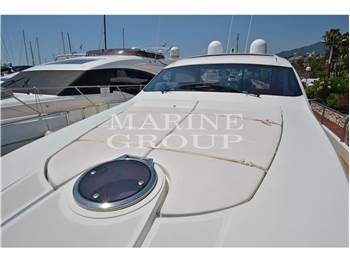 Pershing 64