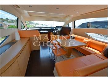 Pershing 64