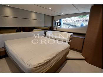 Princess Yachts V55