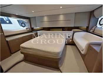 Princess Yachts V55
