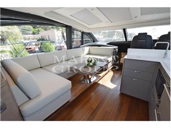 Princess Yachts V55