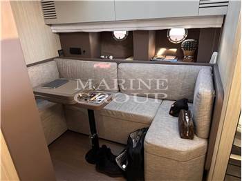 Cranchi M44 HT