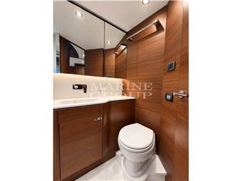 Princess Yachts V55