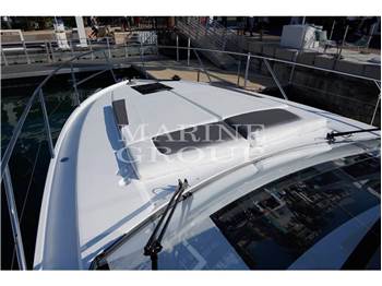 Princess Yachts V40