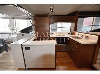 Princess Yachts S65